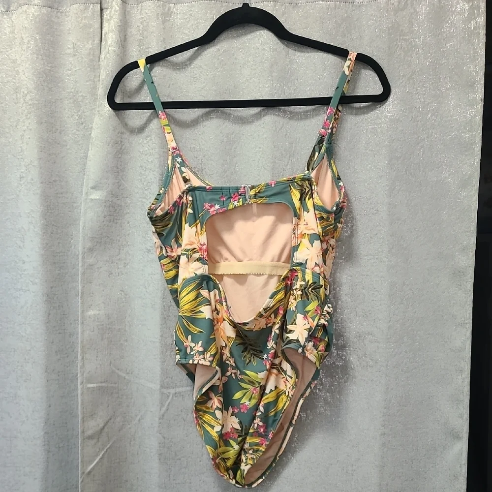 Kona Sol Floral One‎ Piece Swimsuit - Green and Pink Nowt